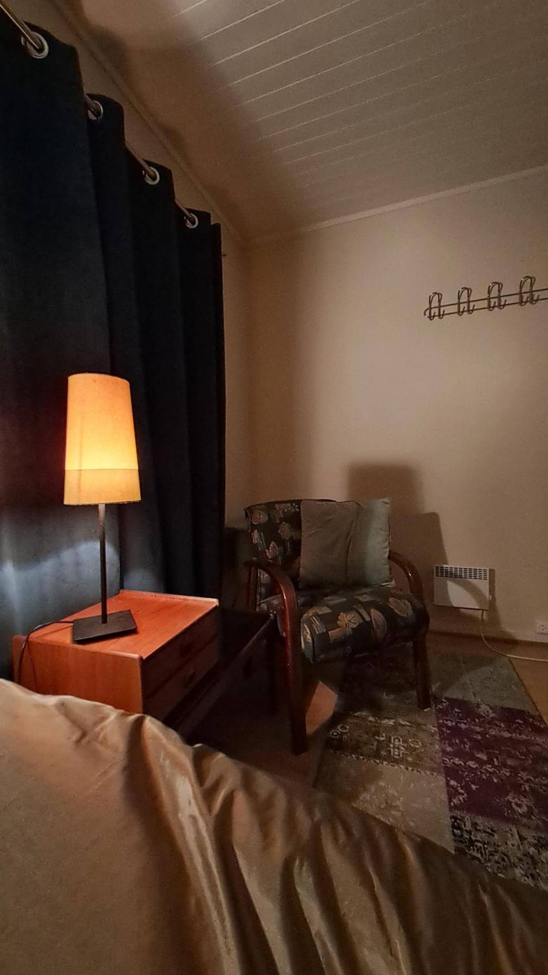 Appartement Kule Gule Huset à Svolvær Extérieur photo